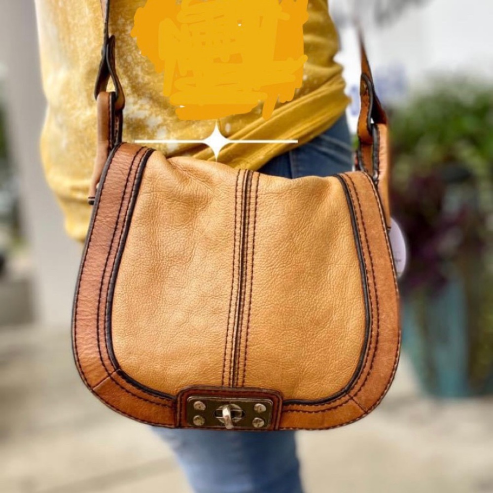 Fossil leather crossbody EUC LN saddle